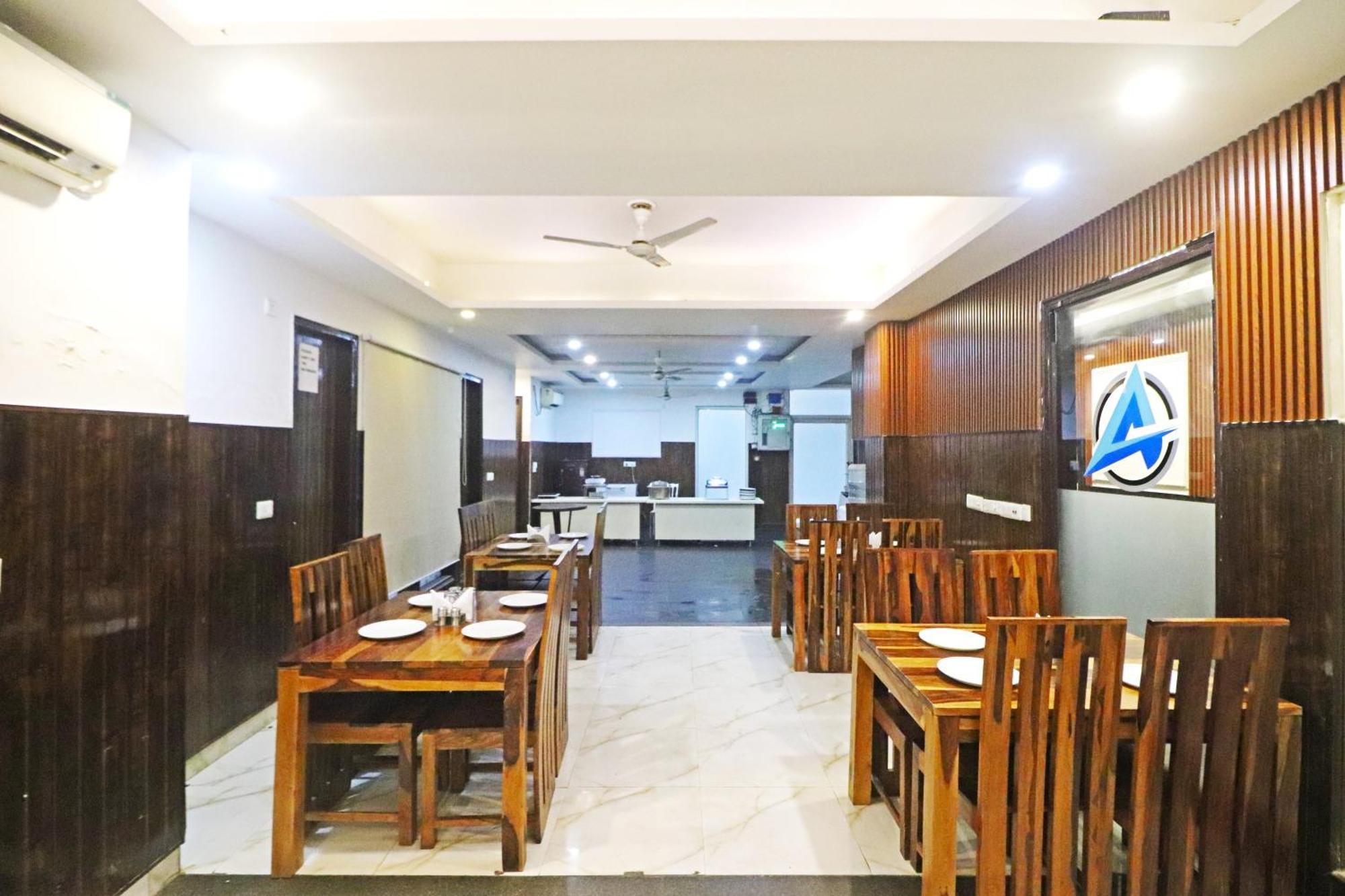 Hotel Mayda Prime Near Delhi Airport Nueva Delhi Exterior foto
